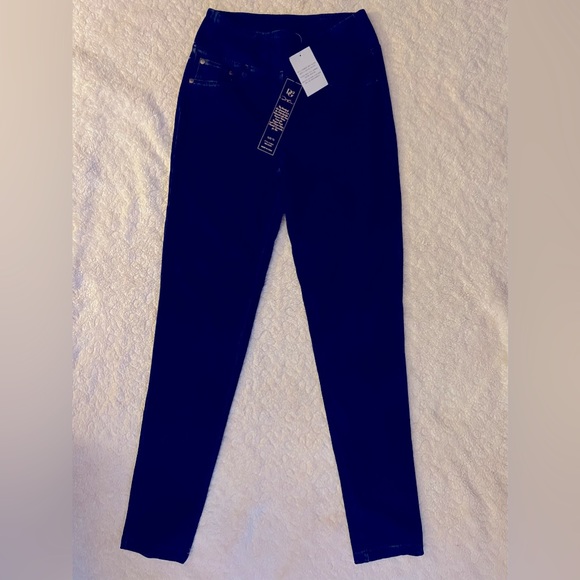 NWT Ladies pull on jeans. Size small-tall. Dark blue denim wash. - Picture 2 of 10